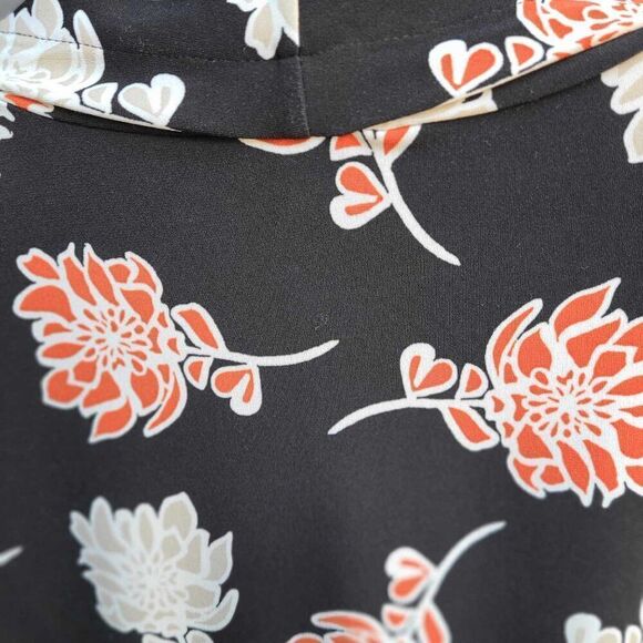 Calvin Klein Sleeveless Black Red White Floral Top size Medium - Picture 2 of 12